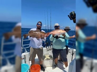 FishNcrazy Charters – 28'