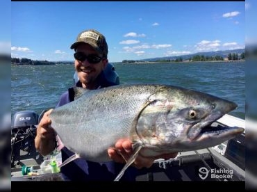 Julie's Columbia River Fishing – Nehalem Bay